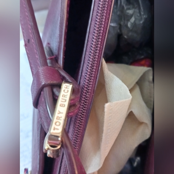 Tory Burch Maroon Emerson Large Tote GUC - Picture 8 of 16